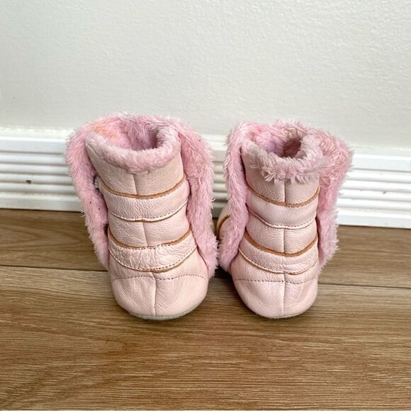 Pink Infant Moccasin Booties Suede Leather 6-12 Months - Picture 4 of 8